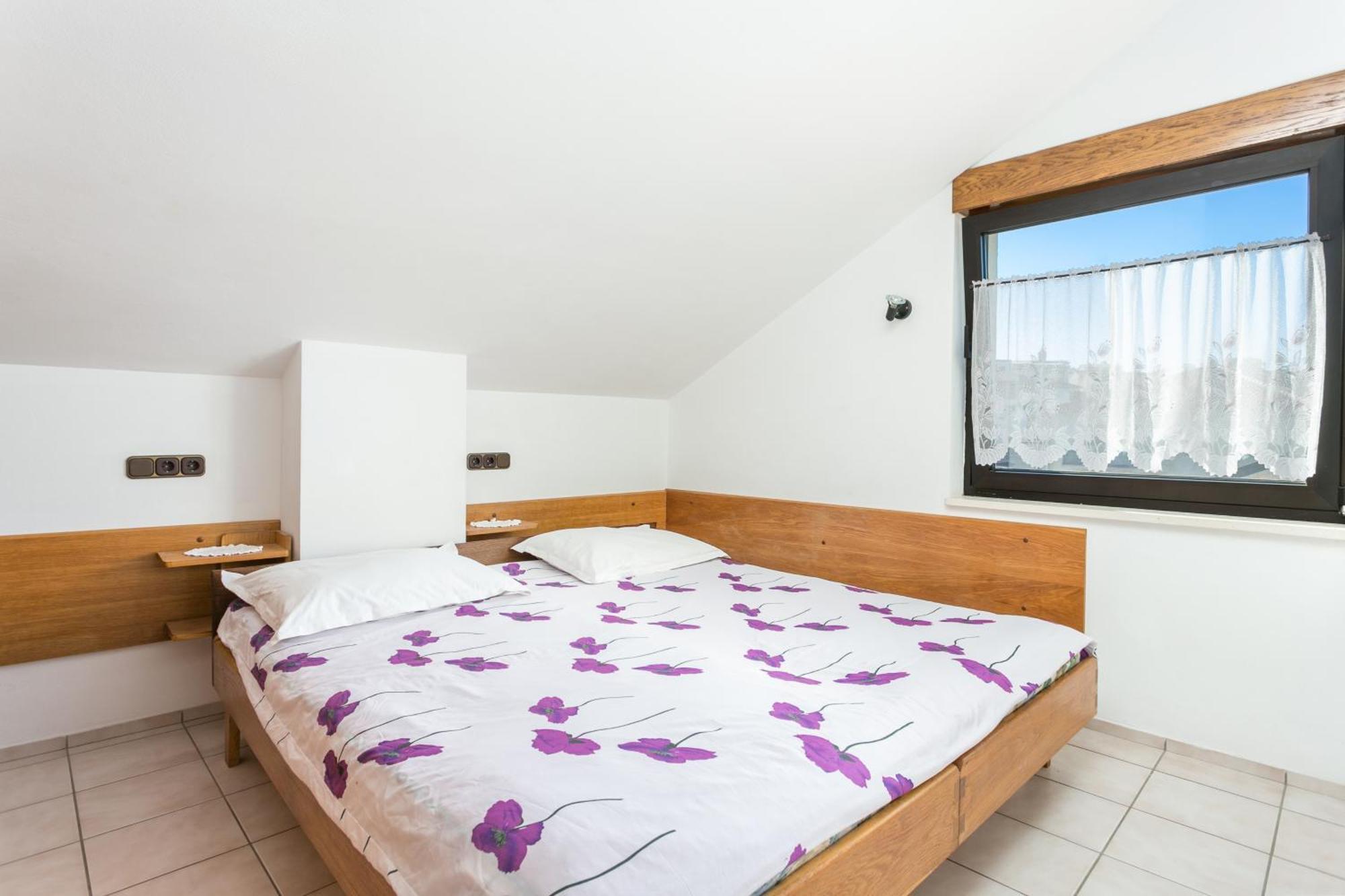 Seaside Apartments With A Swimming Pool Okrug Gornji, Ciovo - 11374 Trogir Bagian luar foto