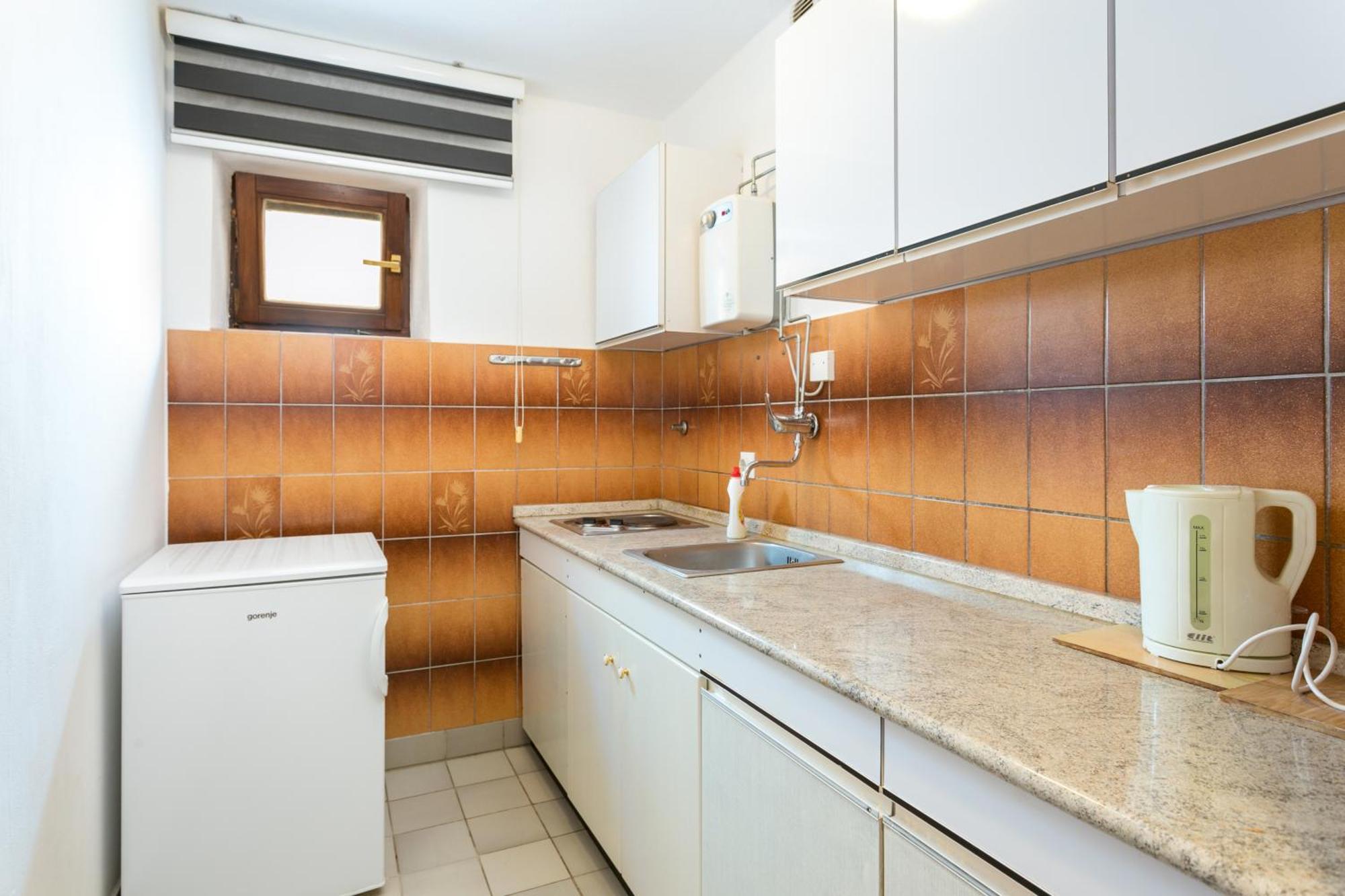 Seaside Apartments With A Swimming Pool Okrug Gornji, Ciovo - 11374 Trogir Bagian luar foto